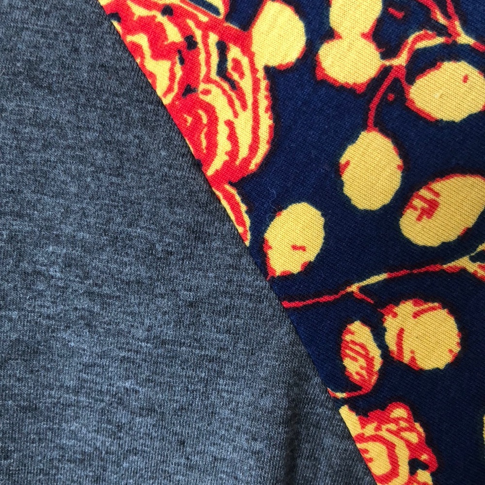 XS LuLaRoe Randy - Picture 3 of 3